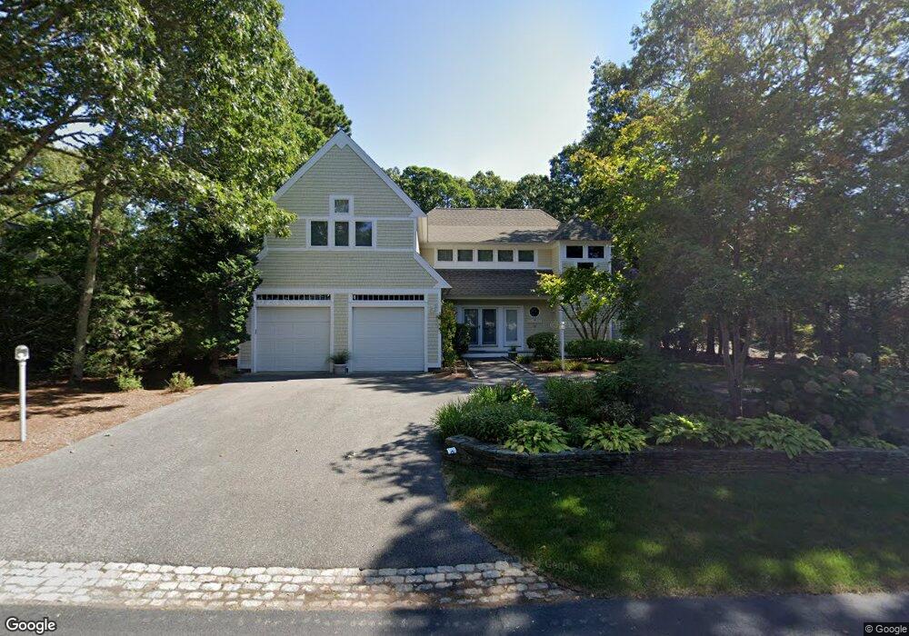 10 Driftwood Cir, Mashpee, MA 02649 - photo 1