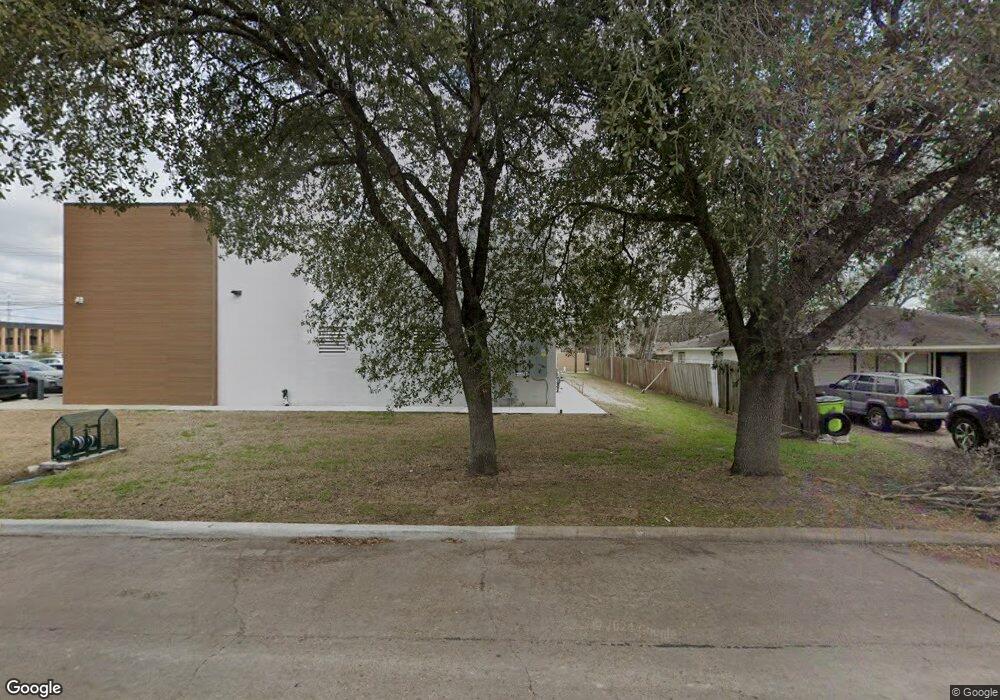 1107 Georgina St, Rosenberg, TX 77471 - photo 1