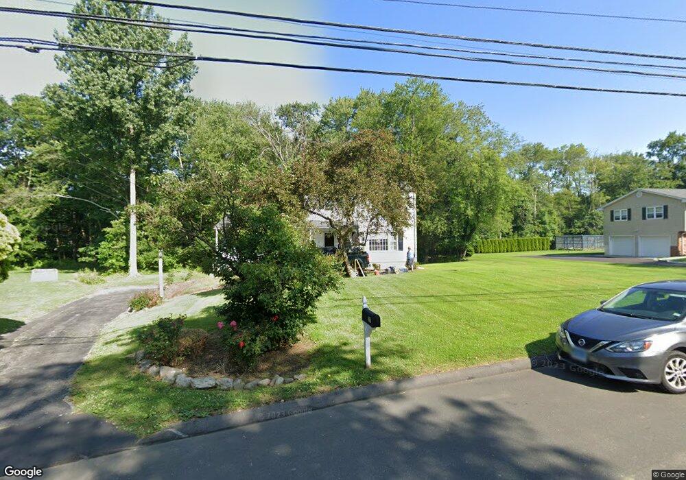 17 Columbine Ln, Norwalk, CT 06851 - photo 1