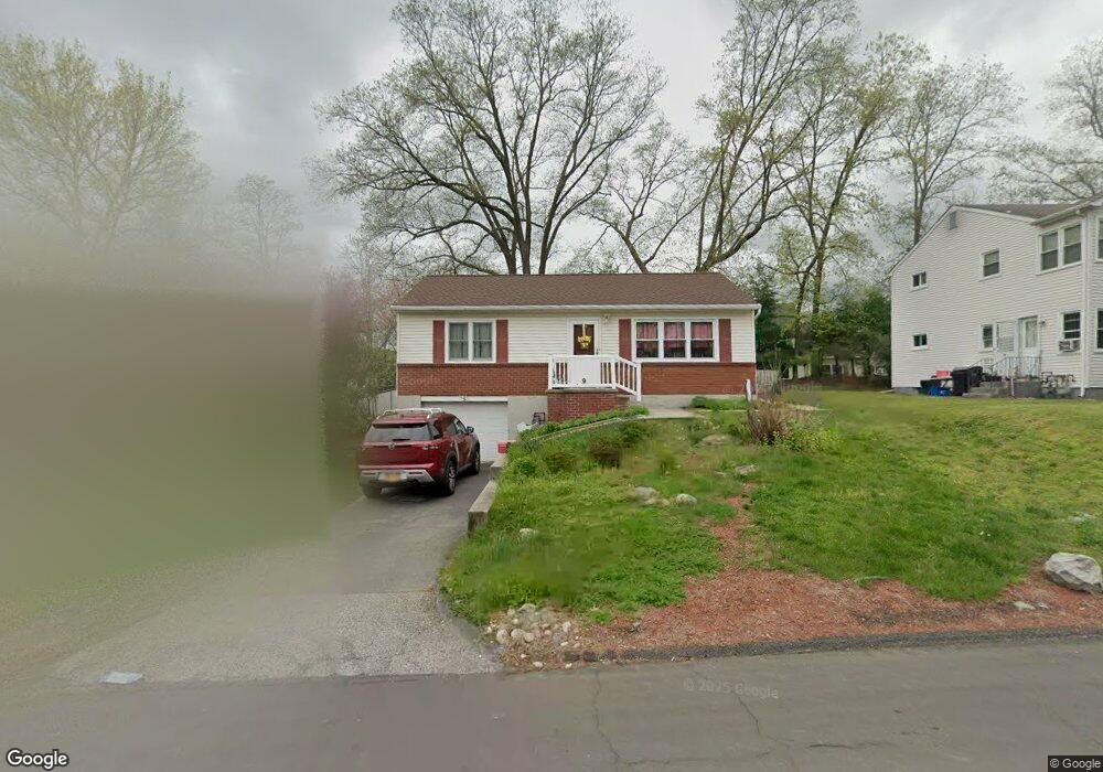 9 Prospect St, Garnerville, NY 10923 - photo 1