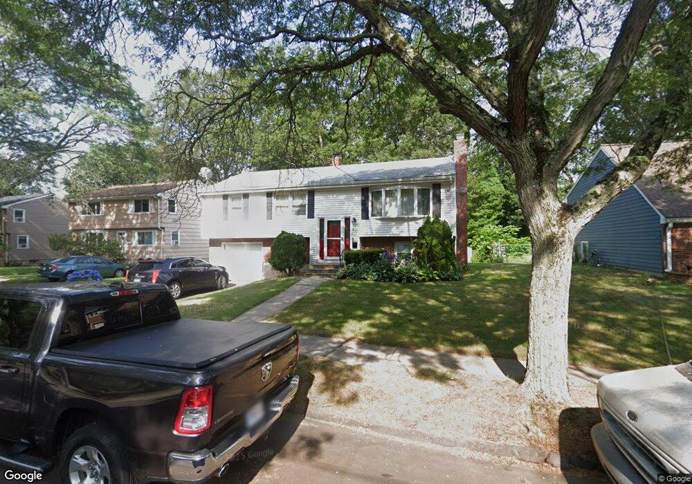 82 Highview Ln, New Haven, CT 06513 - photo 1