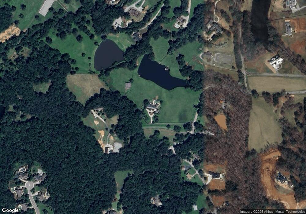 14270 Phillips Cir, Alpharetta, GA 30004 - photo 1