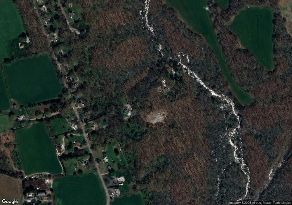 42 Sleepy Hollow Rd, Pawcatuck, CT 06379 - photo 1