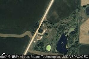 23024 Riverview Rd, Cascade, IA 52033
