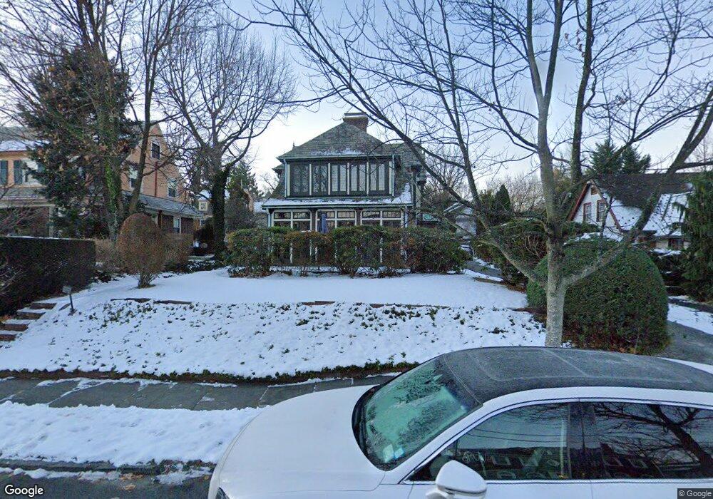 102 Franklin Ave, Yonkers, NY 10705 - photo 1
