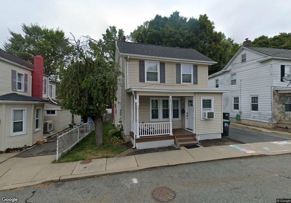 129 Bergen St unit 2, Hackettstown, NJ 07840 - photo 1