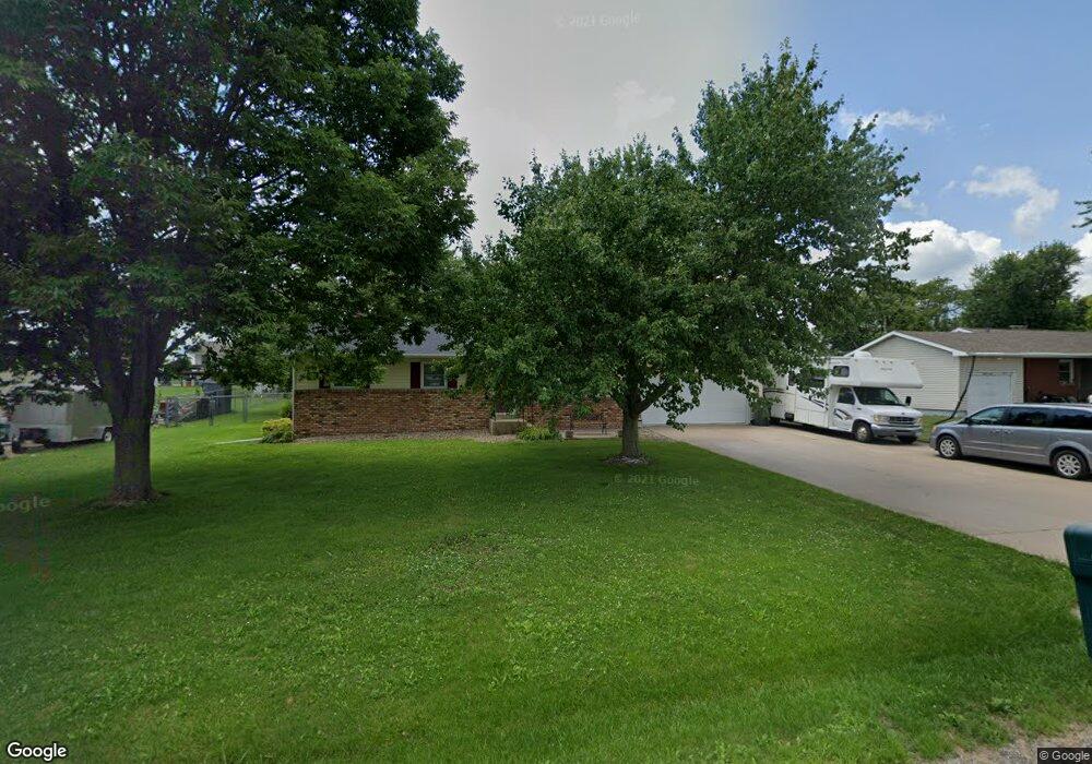 4816 Montana Ave, Davenport, IA 52806 - photo 1