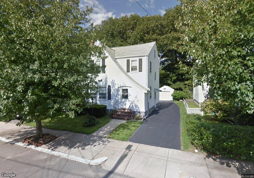 19 Caspar St, West Roxbury, MA 02132 - photo 1