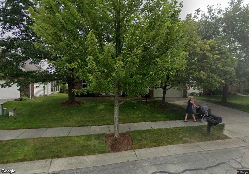 12241 Quarry Ct, Fishers, IN 46037 - photo 1