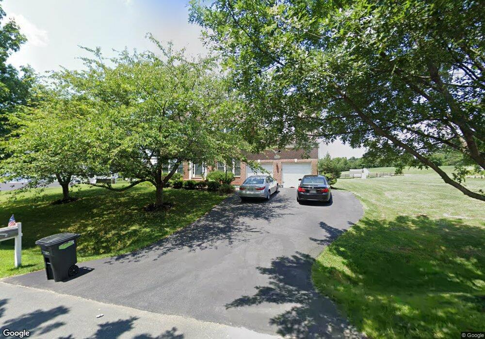 3102 Hunt Farm Ct, Burtonsville, MD 20866 - photo 1