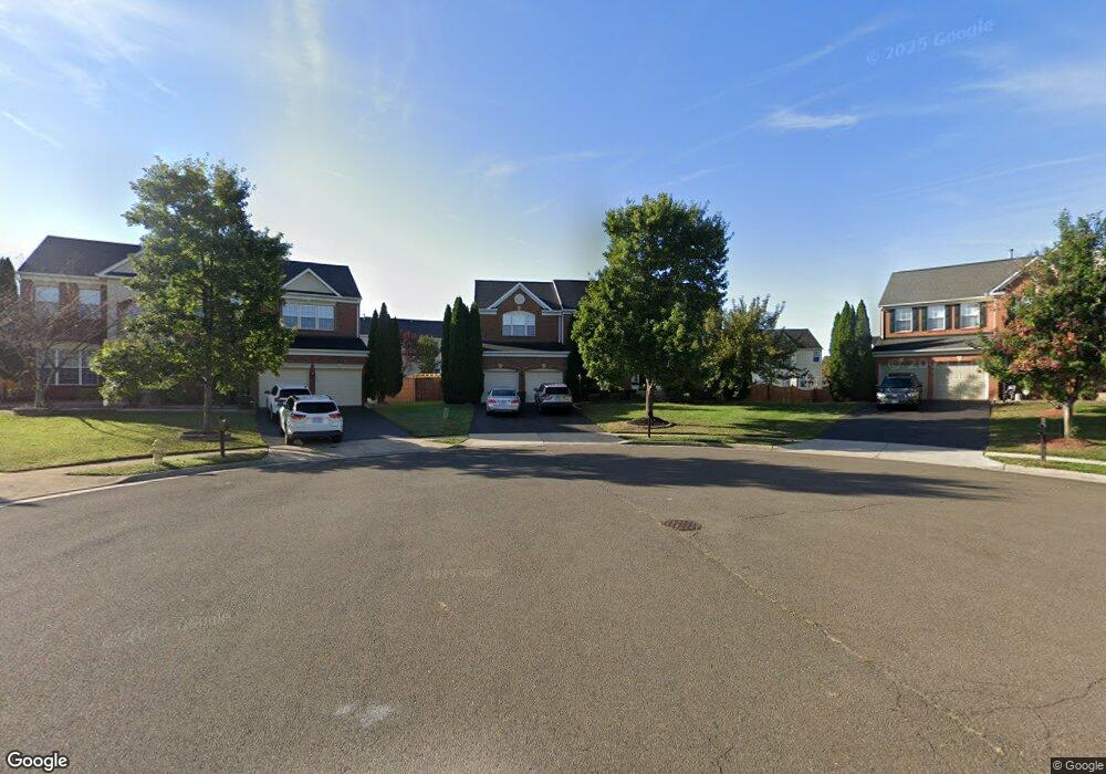 10142 Crashing Thunder Place, Nokesville, VA 20181 - photo 1