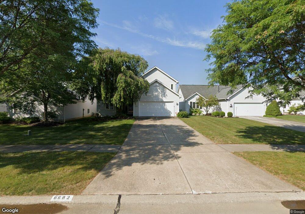 6686 Laurel Ln unit 153, Olmsted Falls, OH 44138 - photo 1