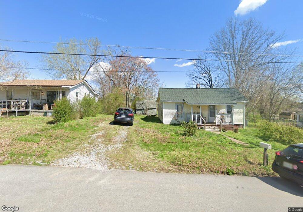 101 Dickson Ave unit 7, Dickson, TN 37055 - photo 1