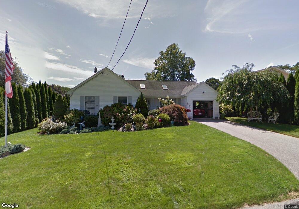 28 Sea View Ave, Niantic, CT 06357 - photo 1