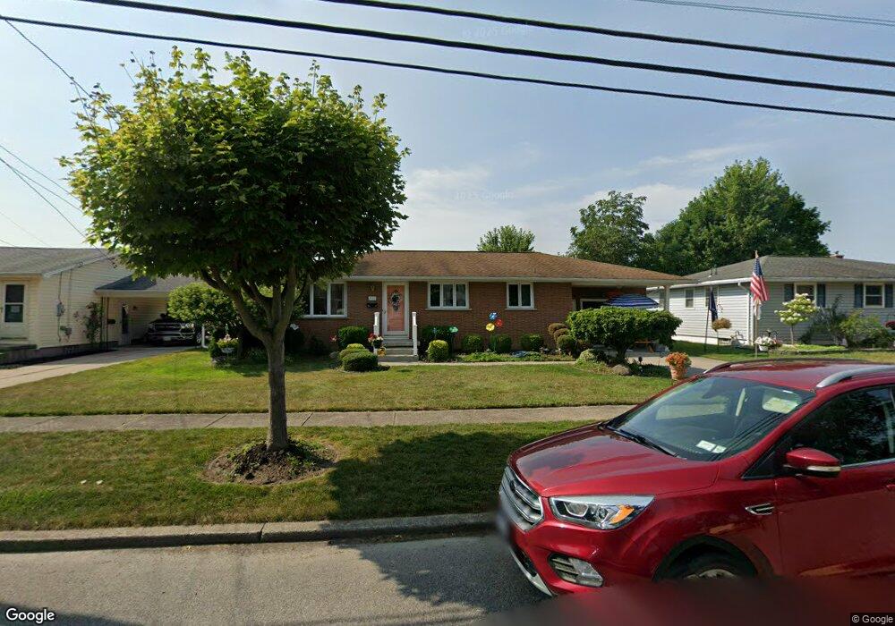 771 Remington Dr, North Tonawanda, NY 14120 - photo 1