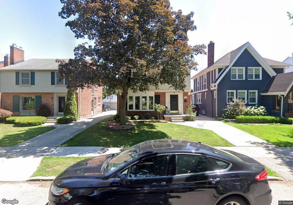 438 Fisher Rd unit Bldg-Unit, Grosse Pointe Farms, MI 48230 - photo 1