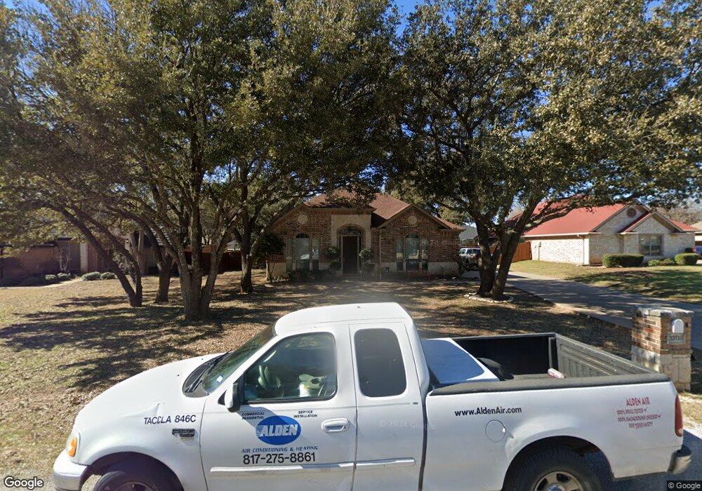3208 Crossbridge Cir, Granbury, TX 76049 - photo 1