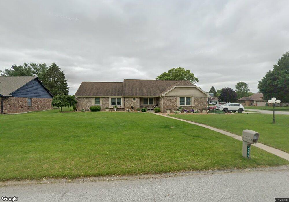 2403 Spring Grove Dr, Kokomo, IN 46902 - photo 1
