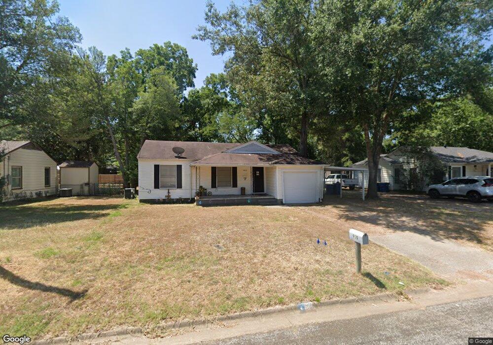 910 Leach St, Kilgore, TX 75662 - photo 1