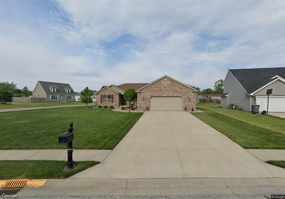 720 N Williams St, Nappanee, IN 46550 - photo 1