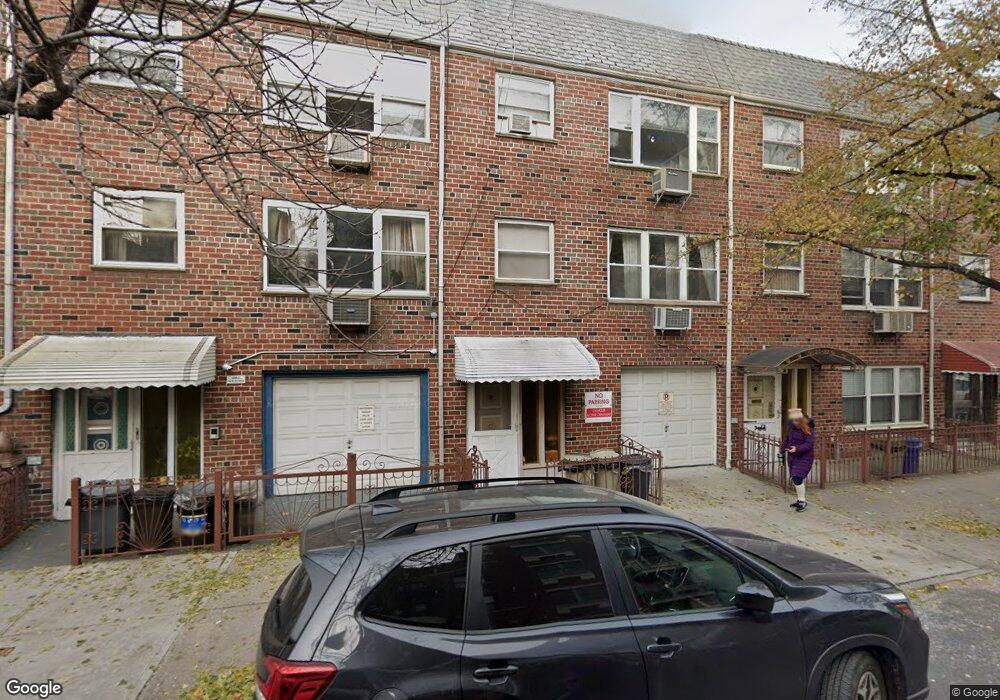 2524 35th St, Astoria, NY 11103 - photo 1