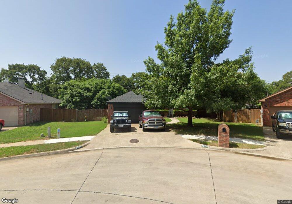 2804 Memorial Dr, Denton, TX 76210 - photo 1