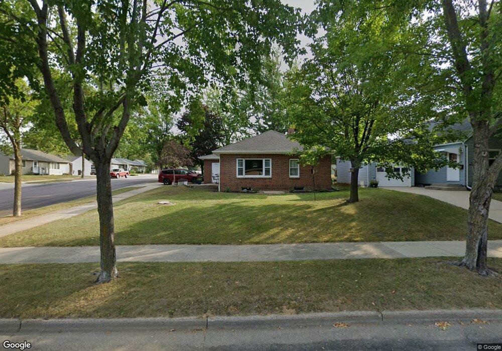 826 N Payne St, New Ulm, MN 56073 - photo 1