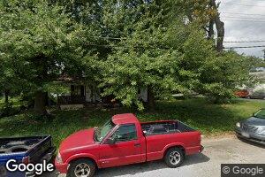 9675 Diamond Dr, Saint Louis, MO 63137