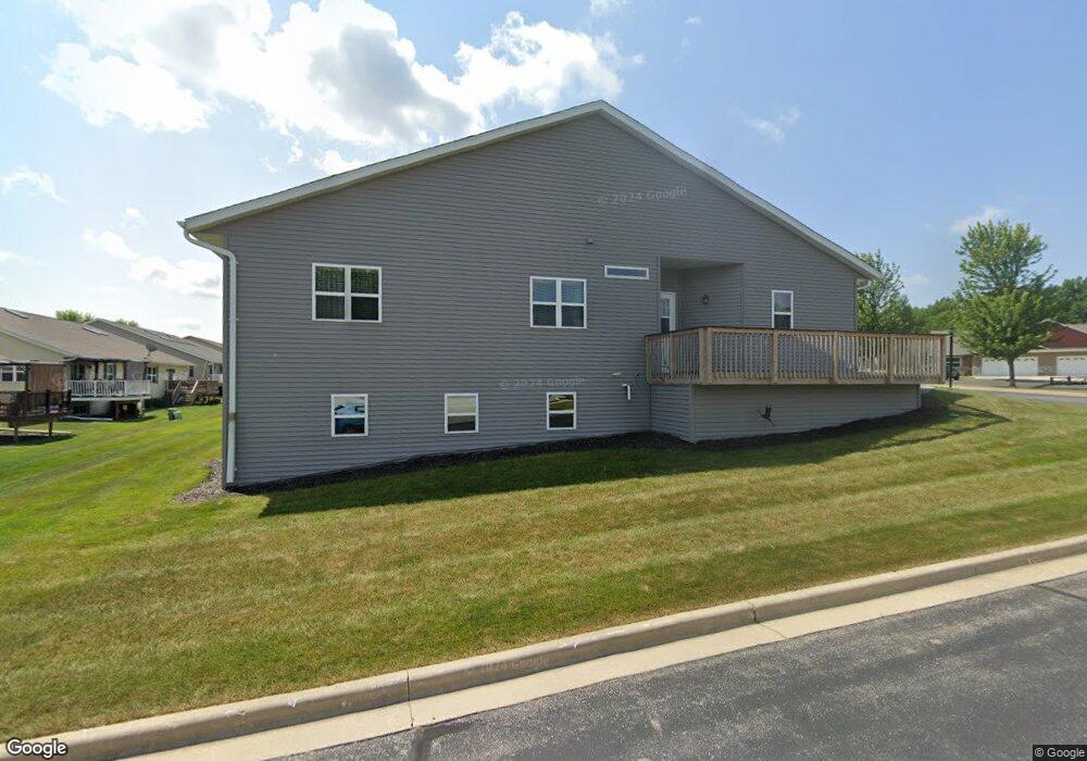 231 Four Seasons Ln, Kewaskum, WI 53040 - photo 1
