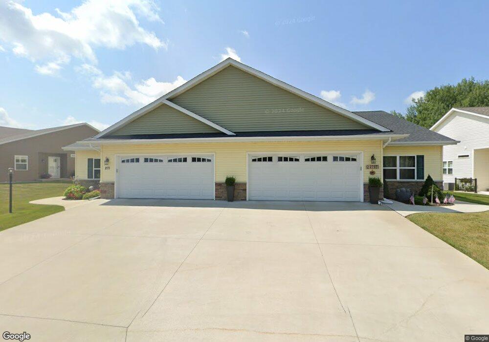 271 Four Seasons Ln, Kewaskum, WI 53040 - photo 1