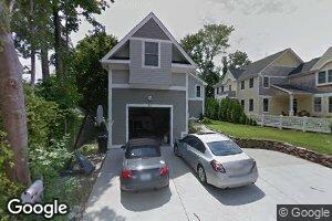 11 Elm St, Jamestown, RI 02835