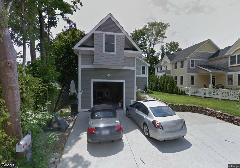 11 Elm St, Jamestown, RI 02835 - photo 1