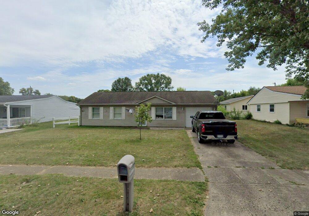 1004 Shelby St, Edinburgh, IN 46124 - photo 1