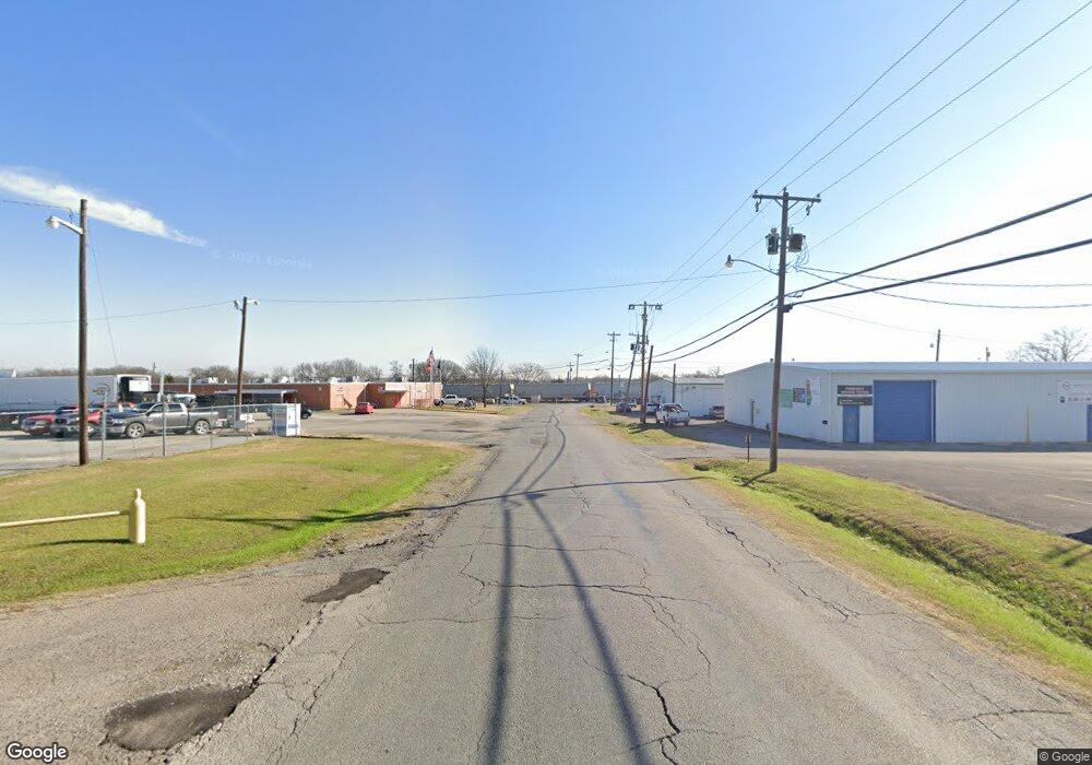 1700 Baker Dr, Sherman, TX 75090 - photo 1