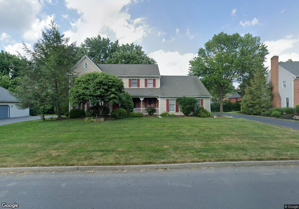 1057 Hillview Dr, Allentown, PA 18103 - photo 1