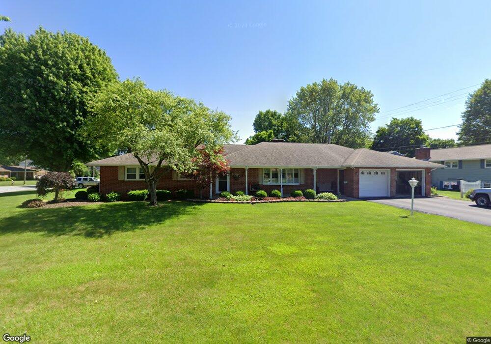 935 Laura Ave, Bucyrus, OH 44820 - photo 1