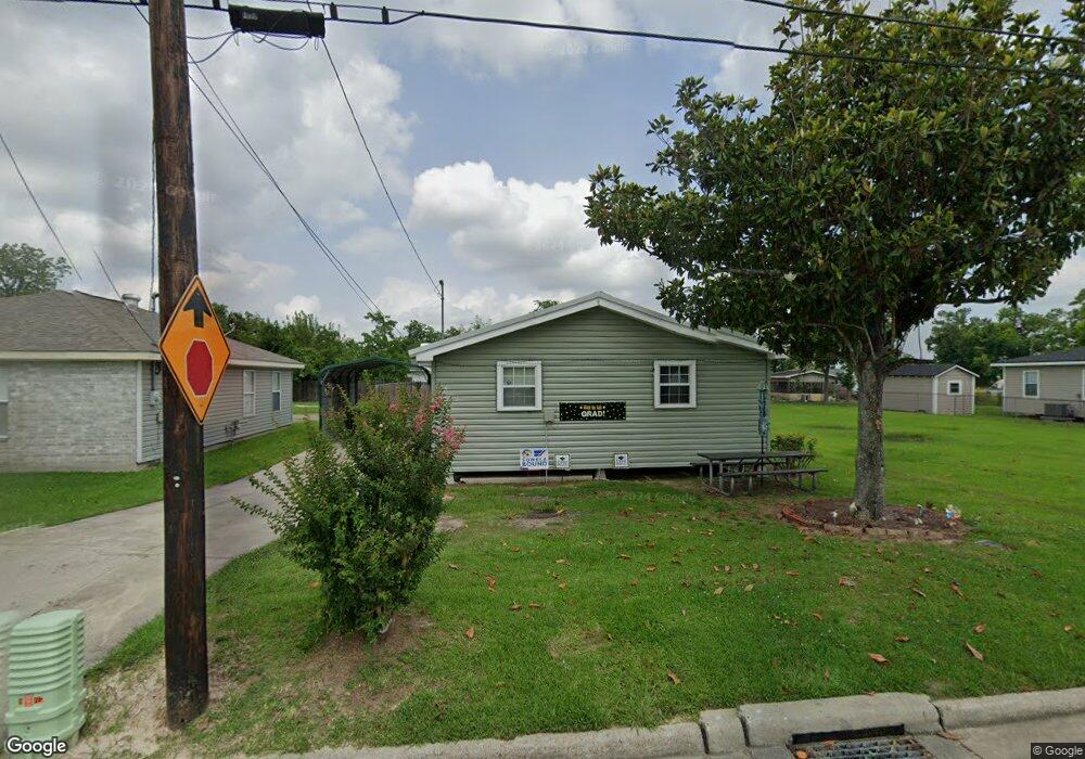 622 Simmons St, Lake Charles, LA 70601 - photo 1