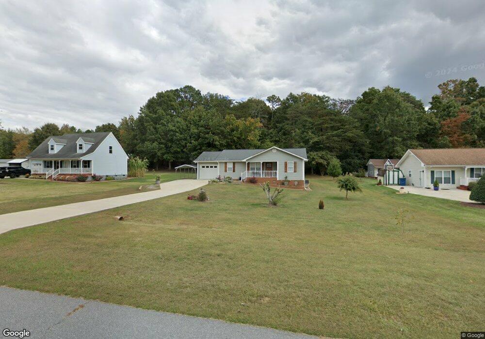 125 Hampton Glen Dr, Statesville, NC 28625 - photo 1