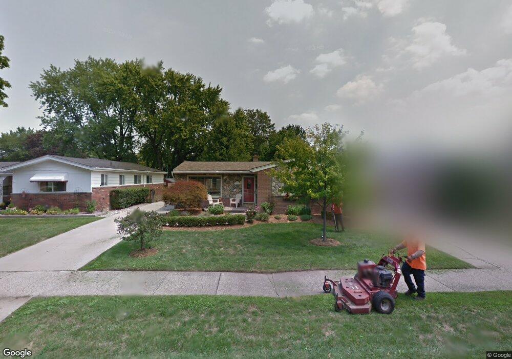 1420 N Stephen Ave, Clawson, MI 48017 - photo 1