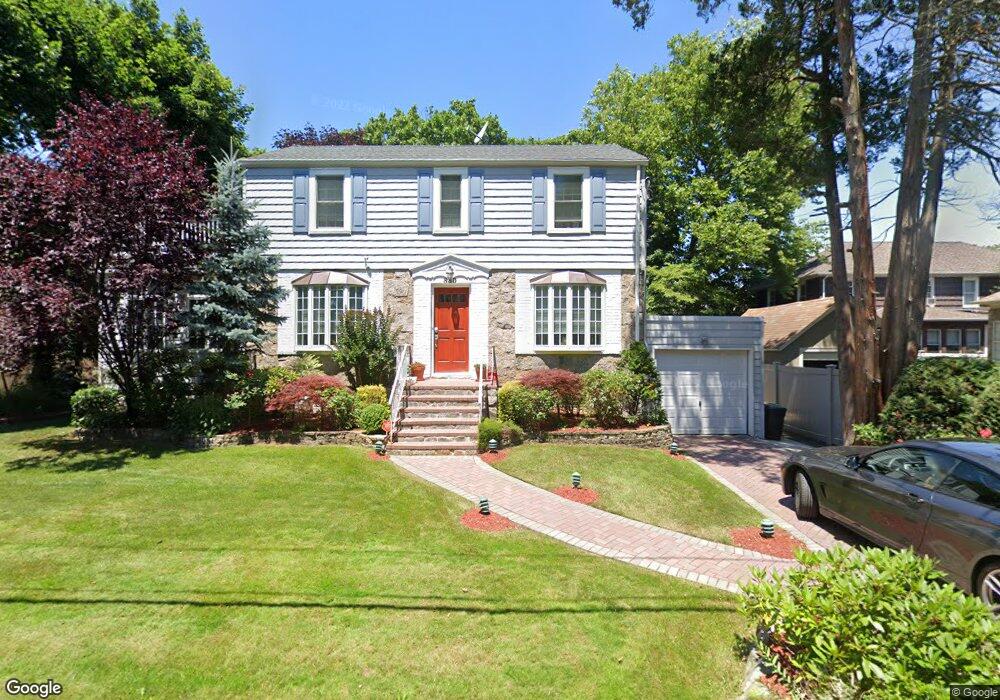 880 Eton Rd, Woodmere, NY 11598 - photo 1