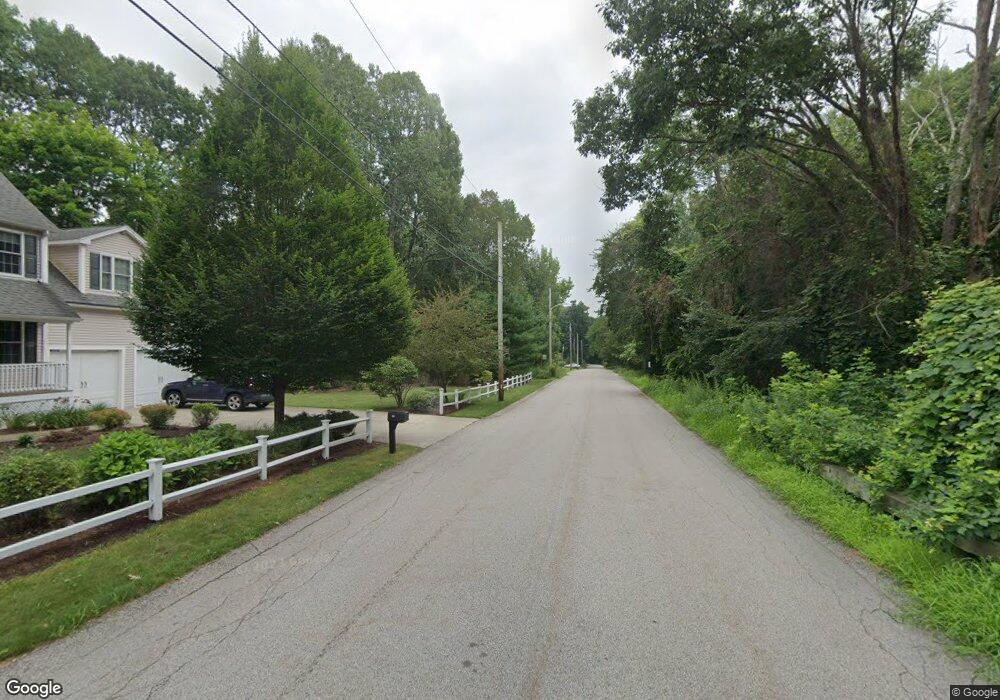 433 Kennedy Ct, Cumberland, RI 02864 - photo 1