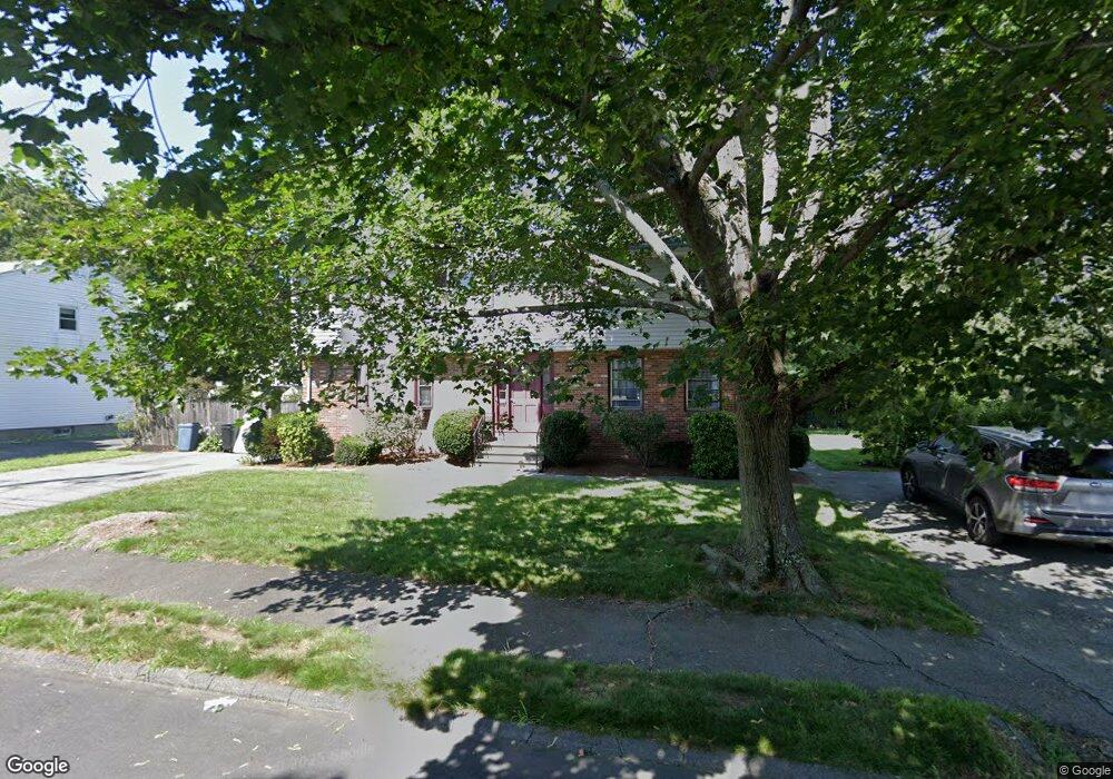 24 Lee St unit 26, Stoneham, MA 02180 - photo 1