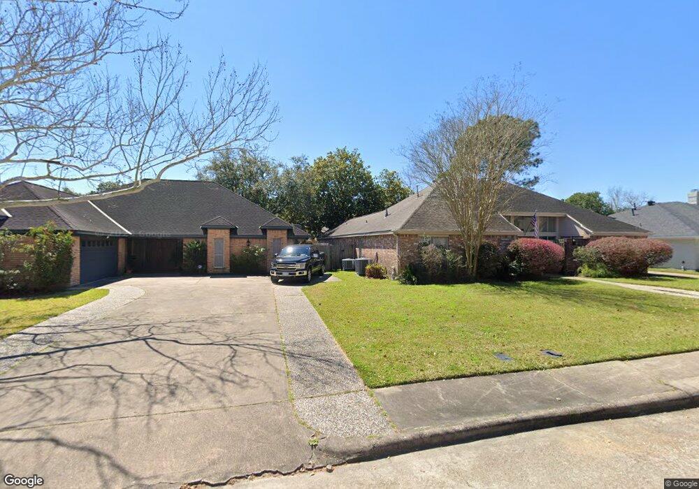 10203 Burgoyne Rd, Houston, TX 77042 - photo 1