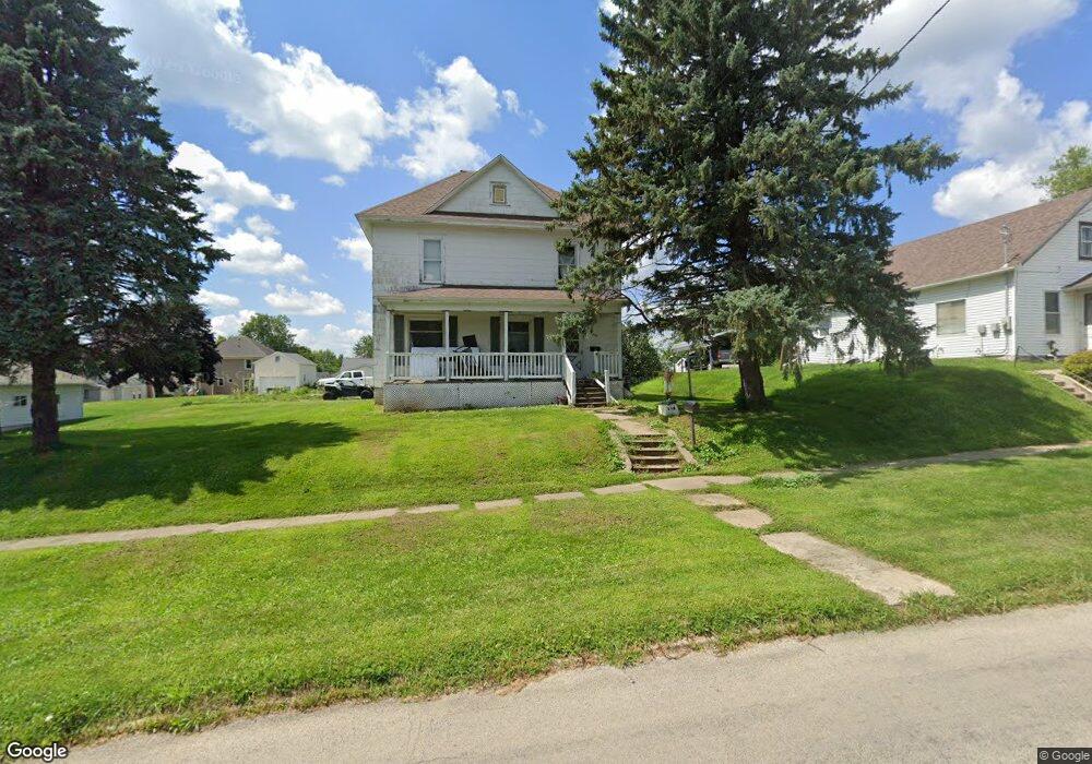 210 S Pine St, West Union, IA 52175 - photo 1