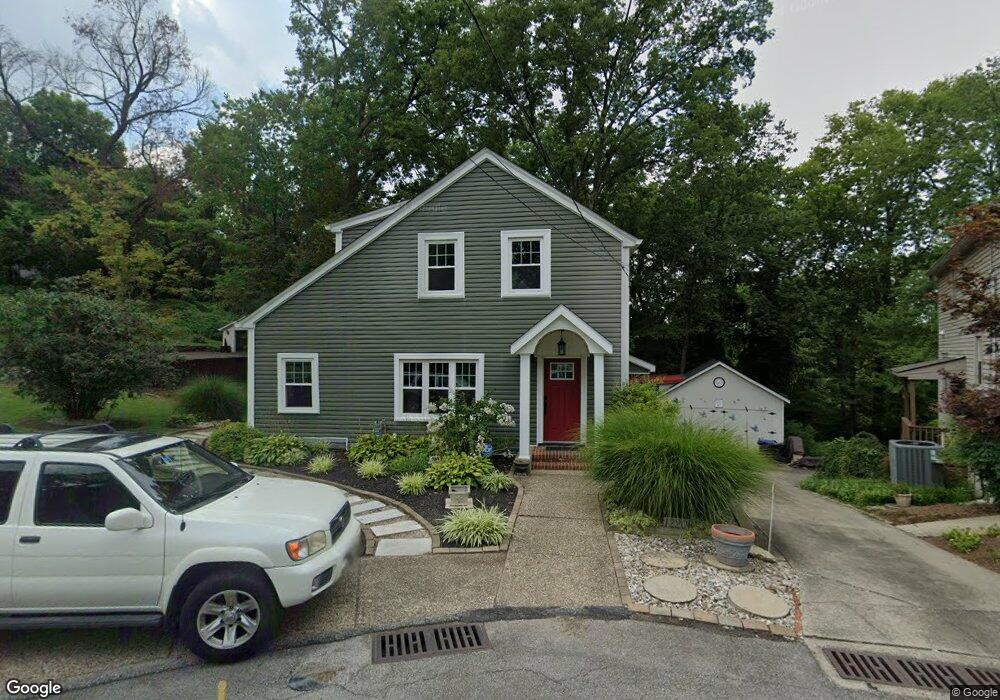 1220 Bates Ct, Louisville, KY 40204 - photo 1