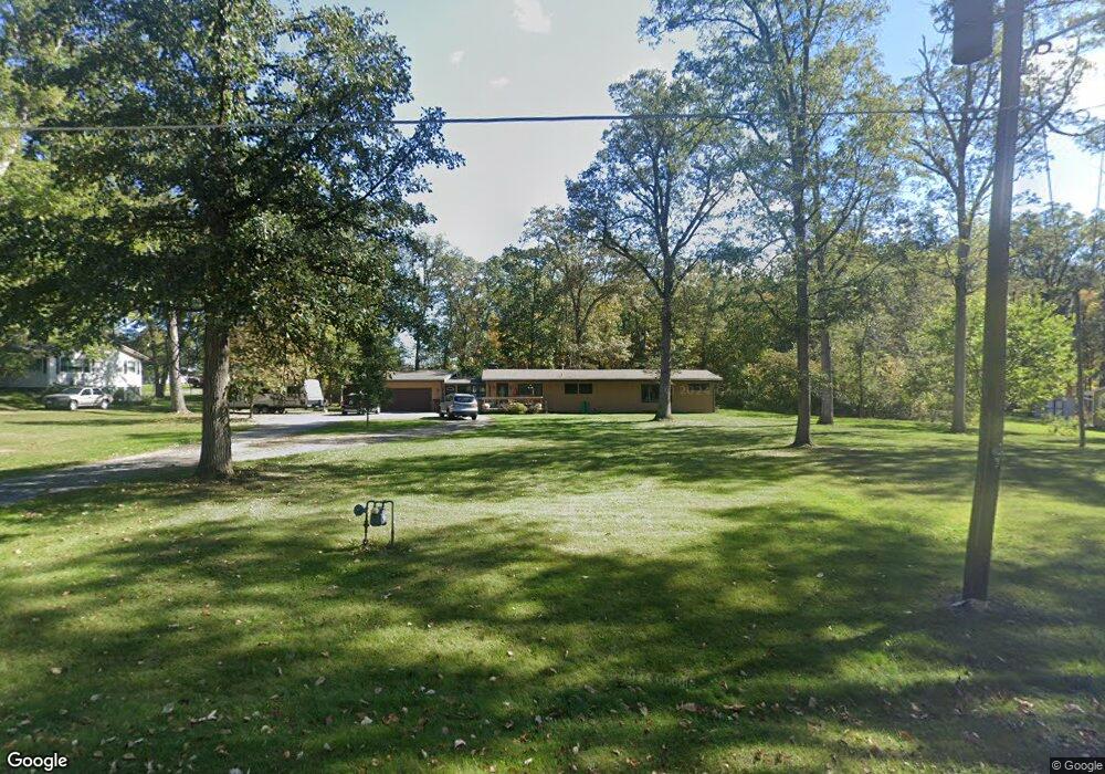 1307 Forest Dr, Lima, OH 45805 - photo 1