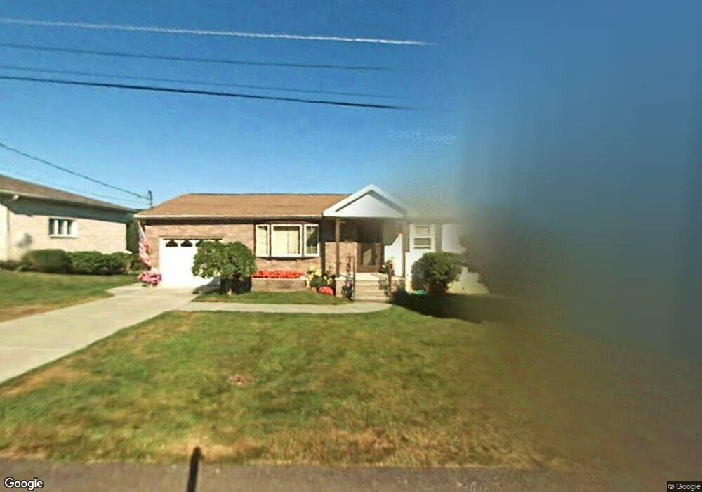 722 3rd St, Eynon, PA 18403 - photo 1