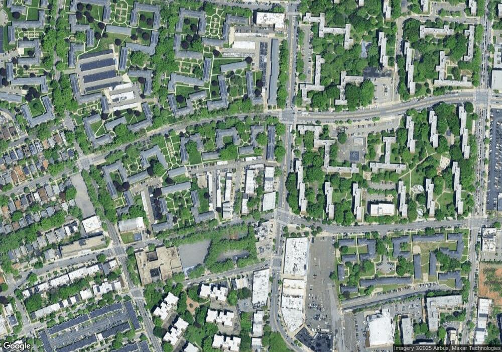 70-31 153rd St, Flushing, NY 11367 - photo 1