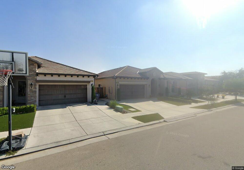 2786 N Burgan Ave, Fresno, CA 93727 - photo 1