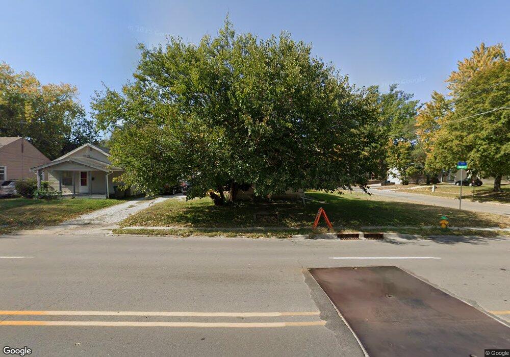 4046 2nd Ave, Des Moines, IA 50313 - photo 1